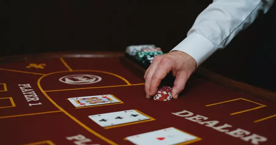 Играть в блэкджек бесплатно онлайн в казино